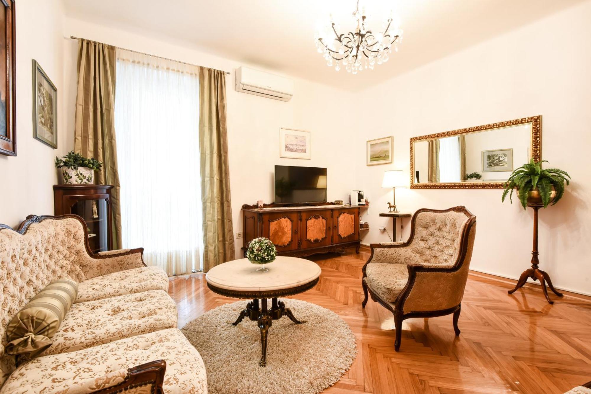 Central Palace Apartment Zadar Ngoại thất bức ảnh