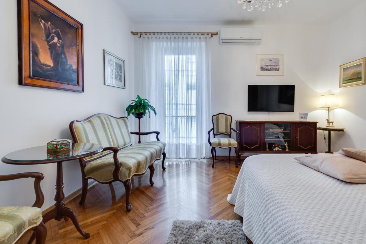 Central Palace Apartment Zadar Ngoại thất bức ảnh